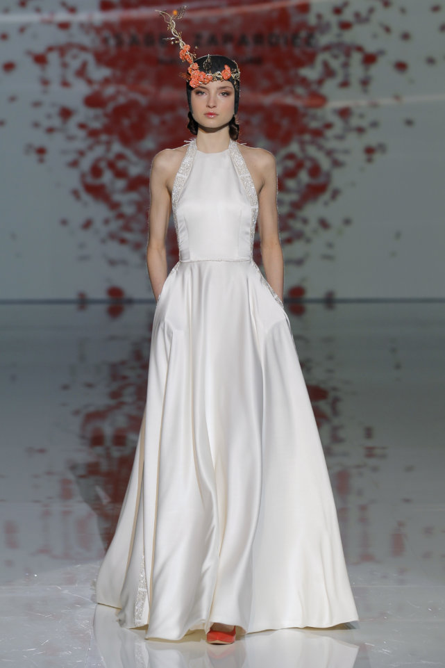 Isabel Zapardiez at Barcelona Bridal Week 2017__33