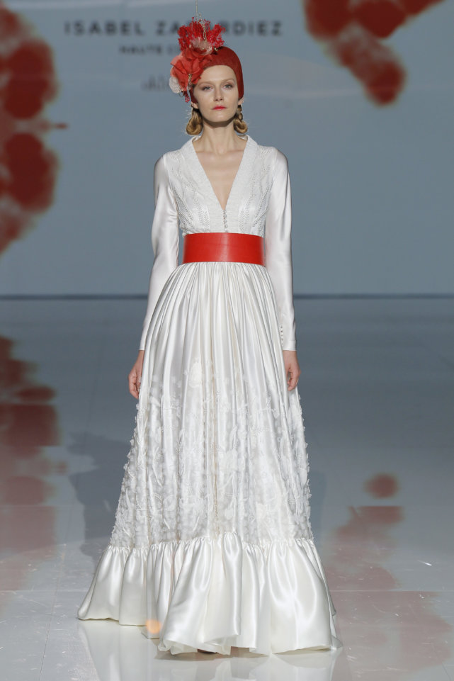 Isabel Zapardiez at Barcelona Bridal Week 2017__41