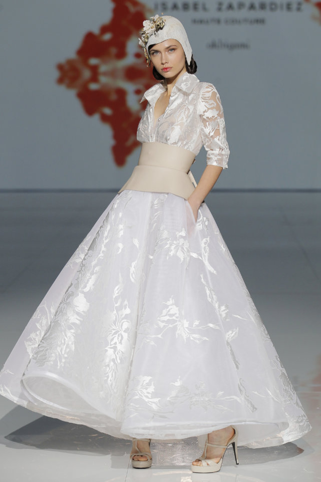 Isabel Zapardiez at Barcelona Bridal Week 2017__43