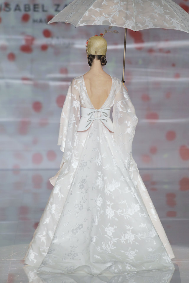 wedding-dresses, style-fashion, lookbook - Isabel Zapardiez for Barcelona Bridal Week 2017