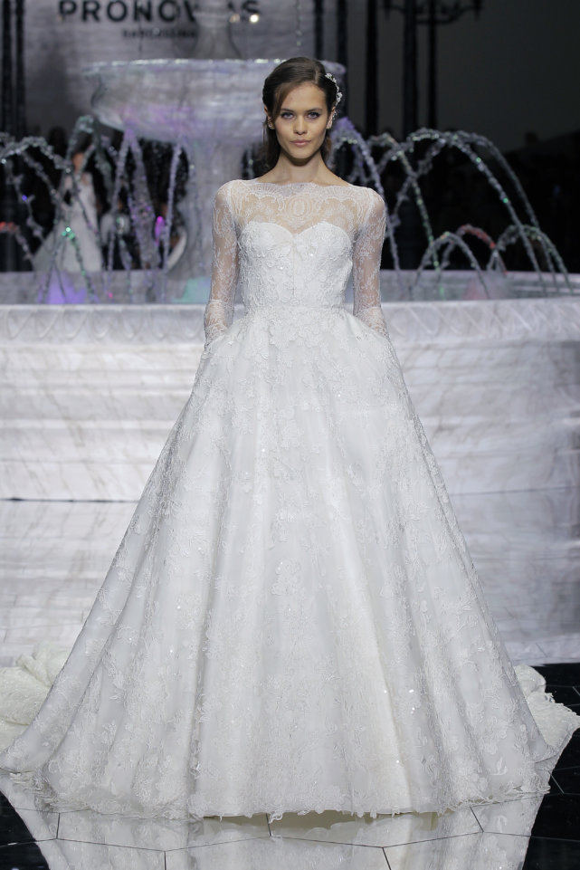 PRONOVIAS BARCELONA BRIDAL WEEK 60