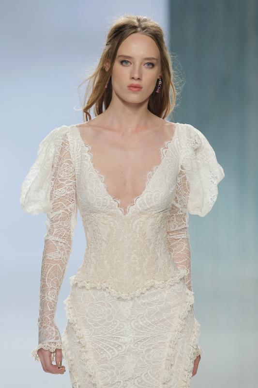 wedding-dresses, style-fashion, lookbook - Galia Lahav debut appearance at Barcelona Bridal Week 2017