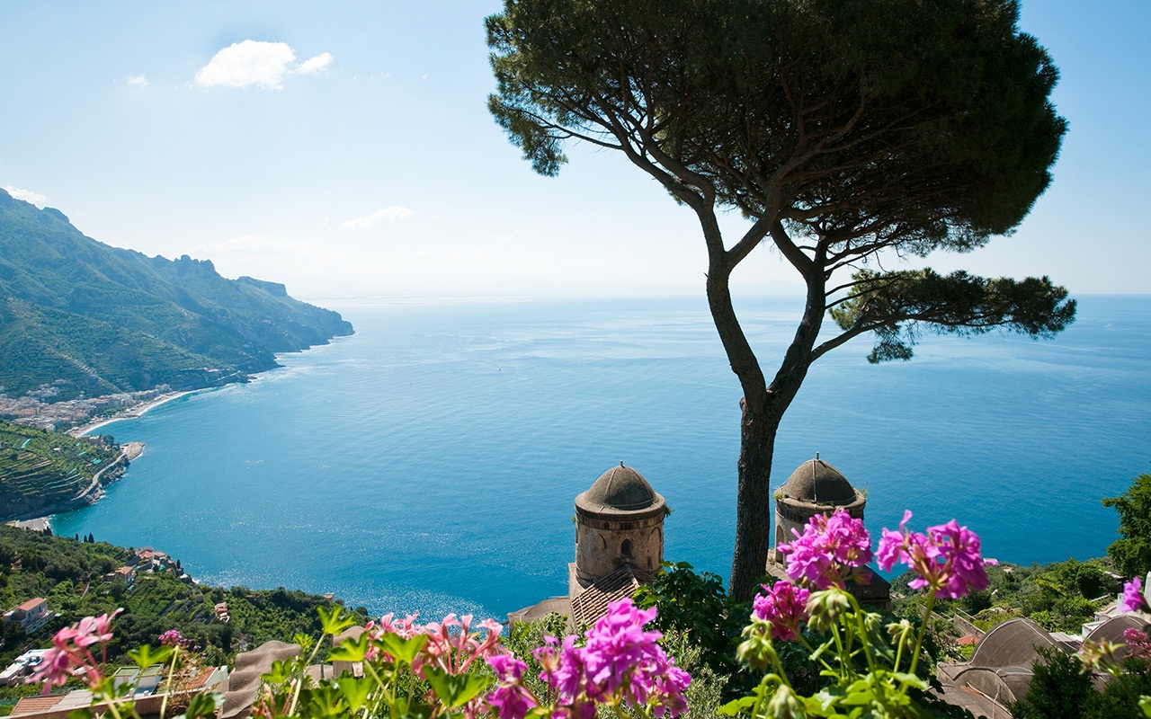 ideas, travel, lifestyle, be-inspired - 8 Breathtaking Italy Seaside Town For Your Destination Wedding Photography