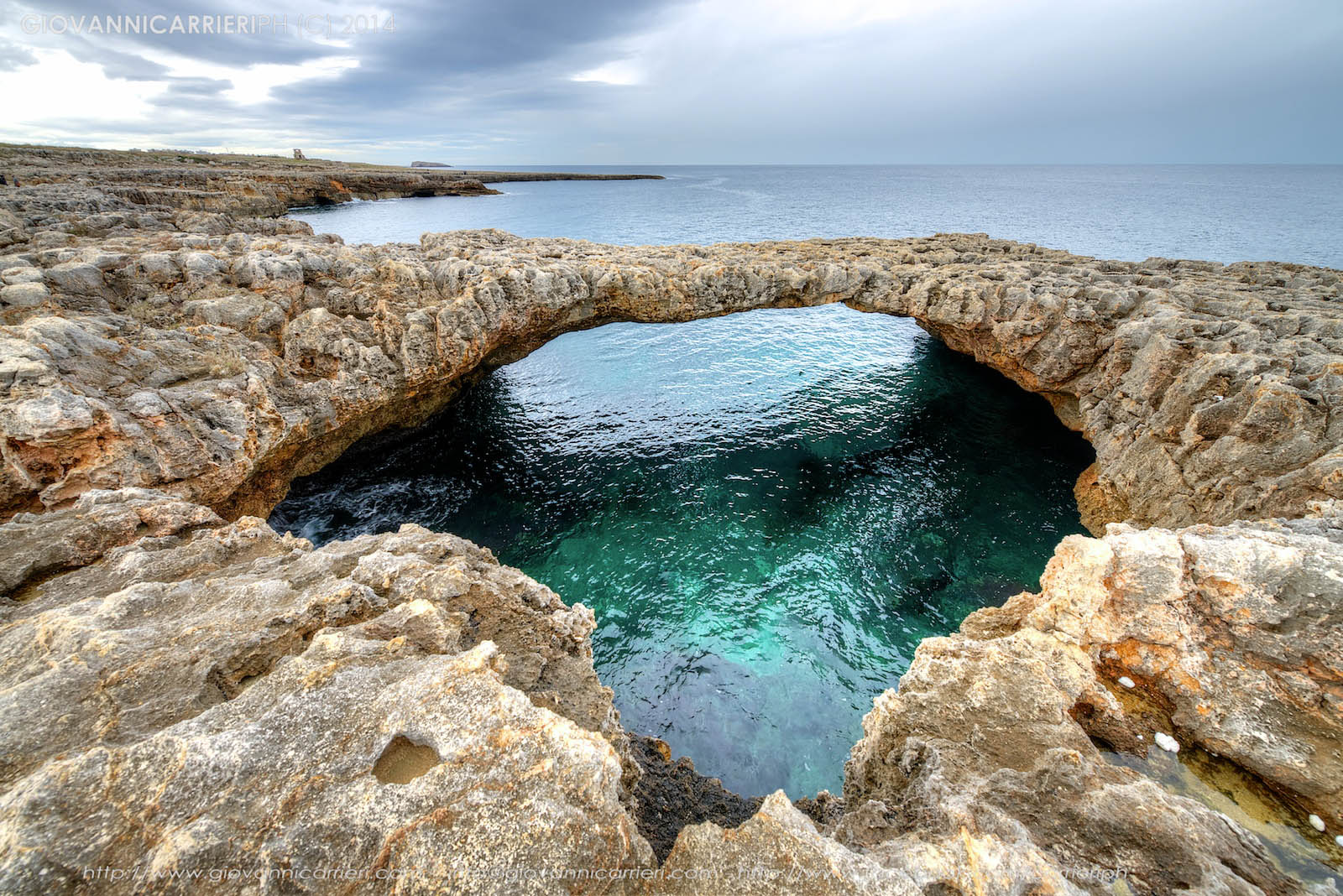 ideas, travel, lifestyle, be-inspired - 8 Breathtaking Italy Seaside Town For Your Destination Wedding Photography