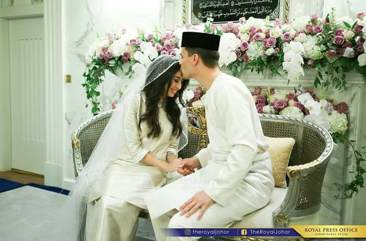 wedding, malaysia, celebrity - Princess of Johor Tunku Aminah marries Dutchman Dennis Muhammad in lavish Royal wedding