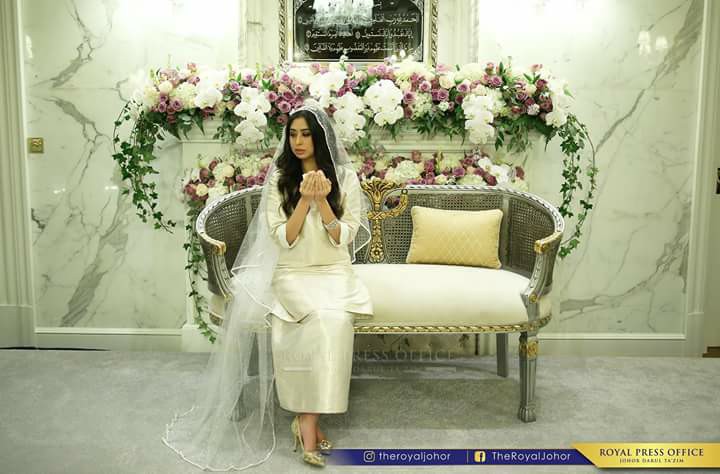 wedding, malaysia, celebrity - Princess of Johor Tunku Aminah marries Dutchman Dennis Muhammad in lavish Royal wedding