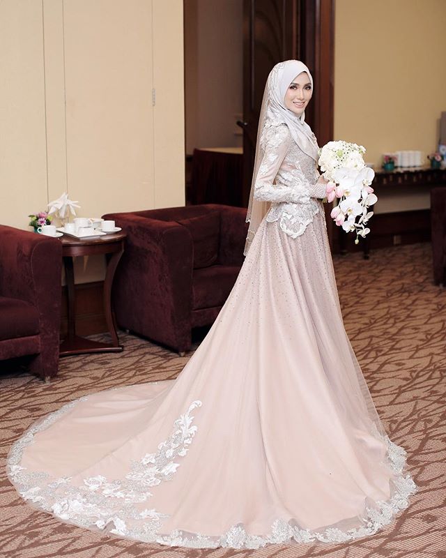 wedding, malaysia, celebrity - Hanis Arif &amp; Irshad Razali wed in Beautiful Pastel Wedding