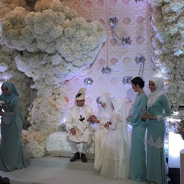 wedding, malaysia, celebrity - Indonesian Star Cynthia Bella Marries Malaysian Businessman, Engku Emran