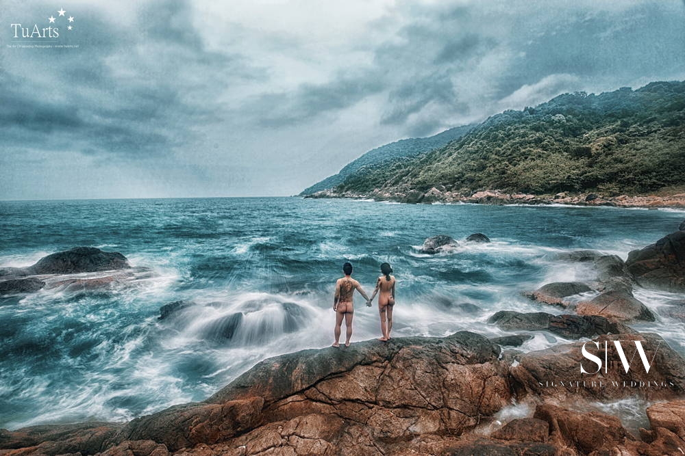 wedding-photography, etc, engagement, be-inspired - Couple Poses Bare in their Vietnam Pre-Wedding Photography and It's Stunning!