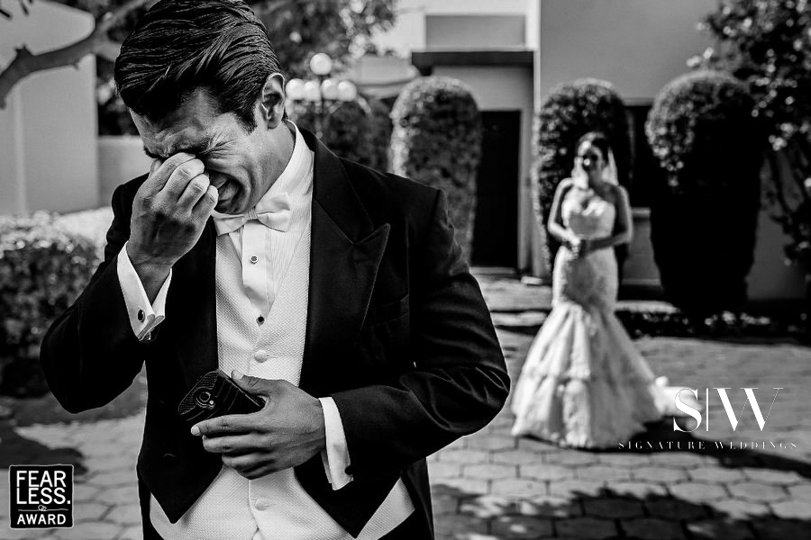 wedding-photography, ideas, be-inspired - These Are Some of the Best Photos From the Fearless Awards that Are Stunning