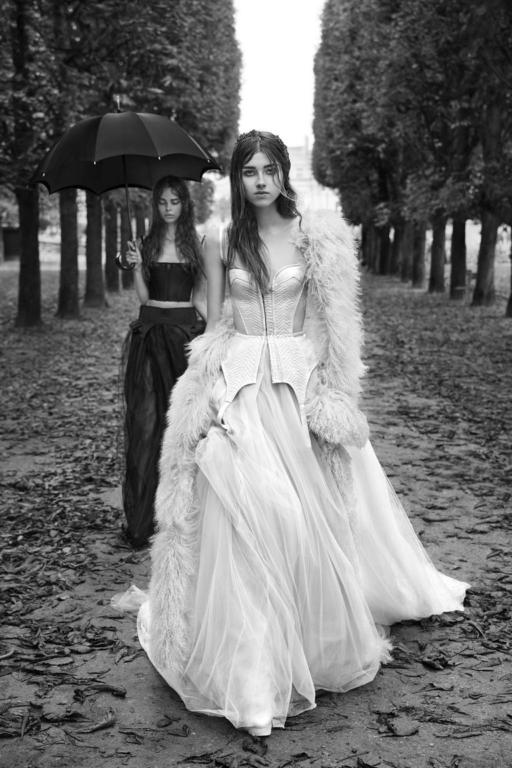 VERA WANG Bridal Fall 2018 Collection New York Bridal Fashion Week