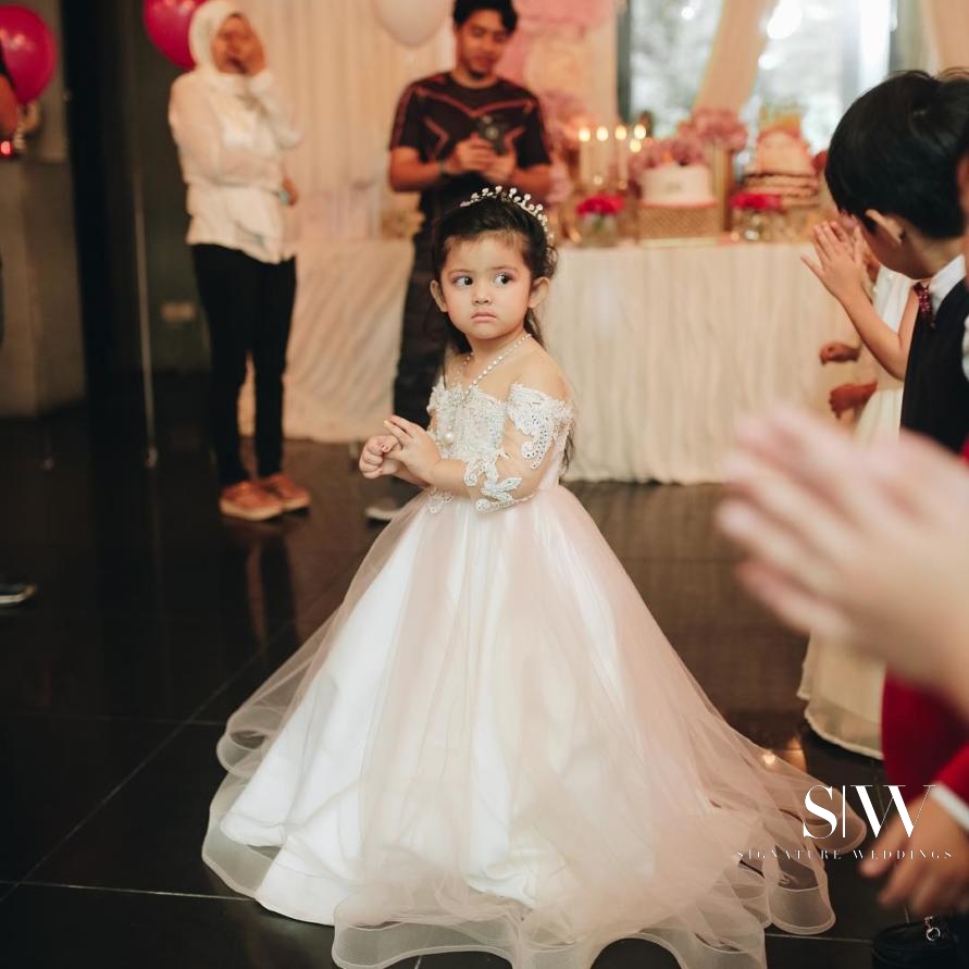 malaysia, celebrity - Rozita Che Wan Threw a Lavish Celebration for Her 3-Year-Old Aaisyah