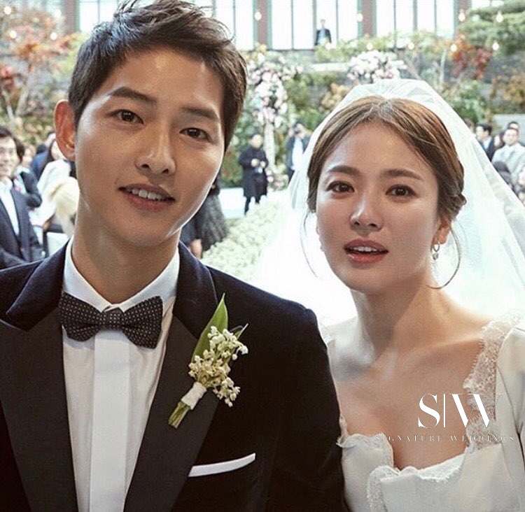 celebrity - Korean Celebrity Sweethearts Song Joong Ki and Song Hye Kyo Tie the Knot in Low-Key Ceremony