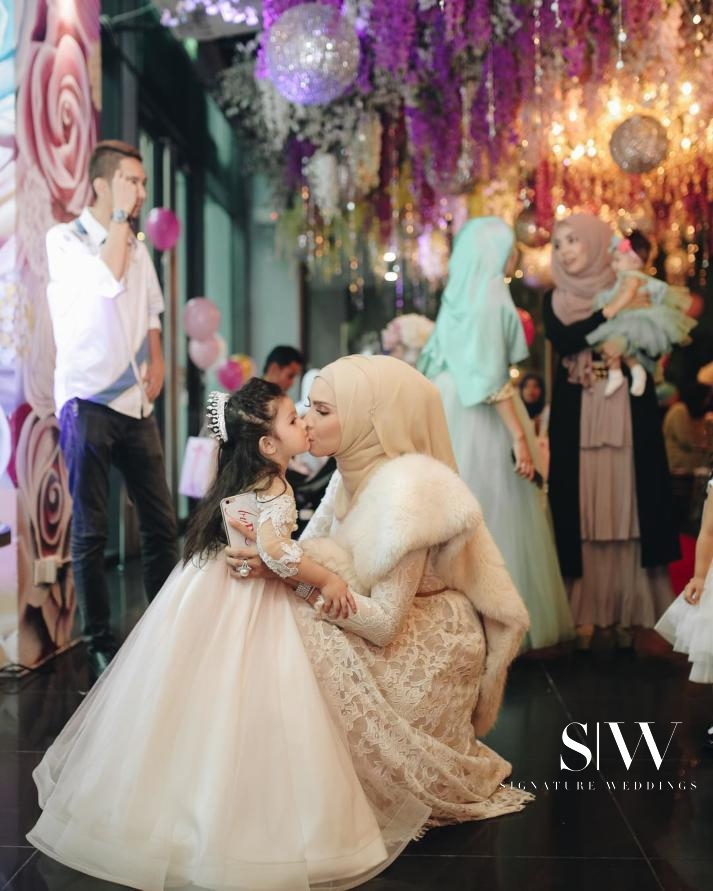 malaysia, celebrity - Rozita Che Wan Threw a Lavish Celebration for Her 3-Year-Old Aaisyah