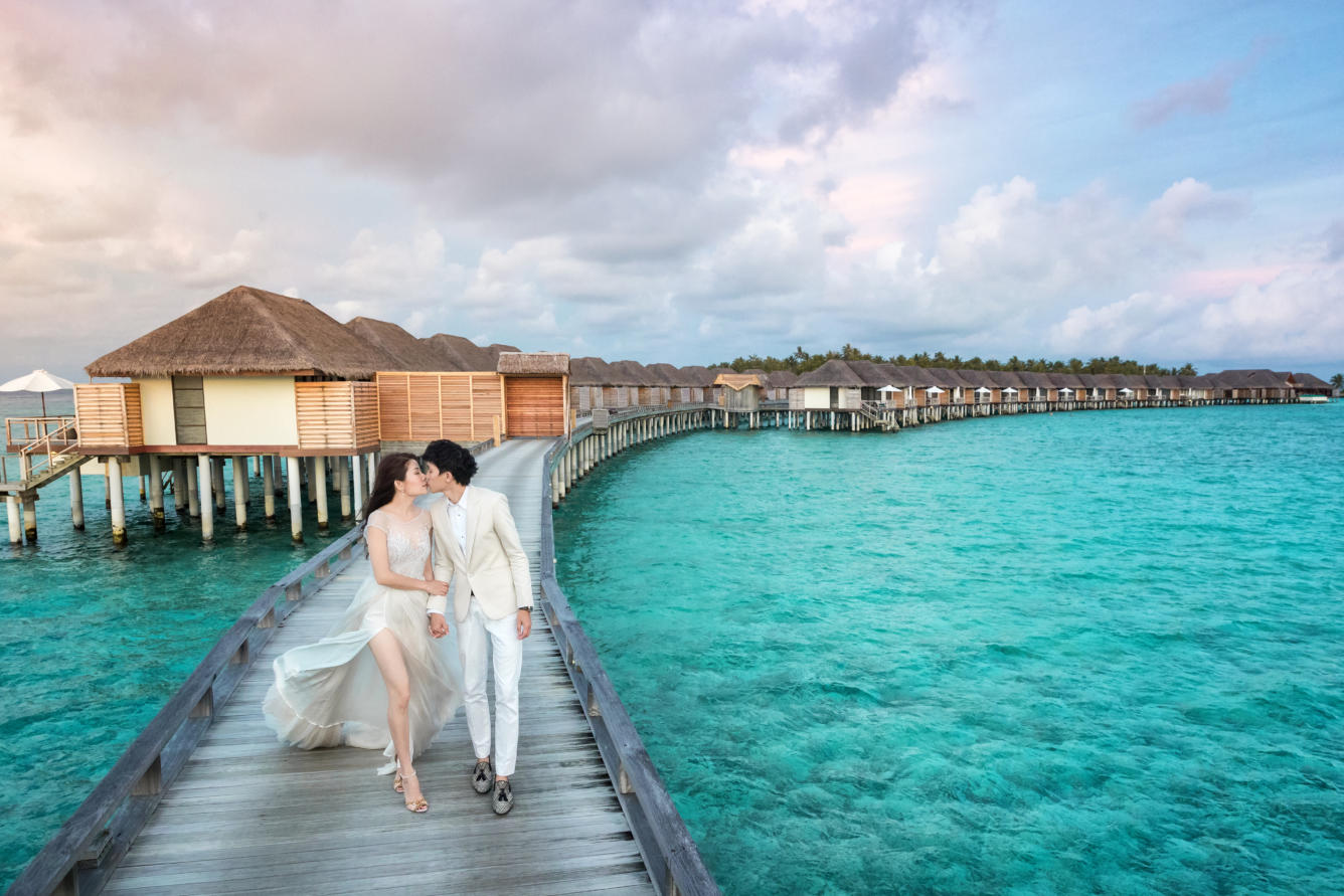 wedding-photography, wedding, malaysia, global-wedding, featured, engagement, destination-weddings - Keda Z & Kelly's Globe-Spanning Wedding to France, USA, Maldives & Singapore