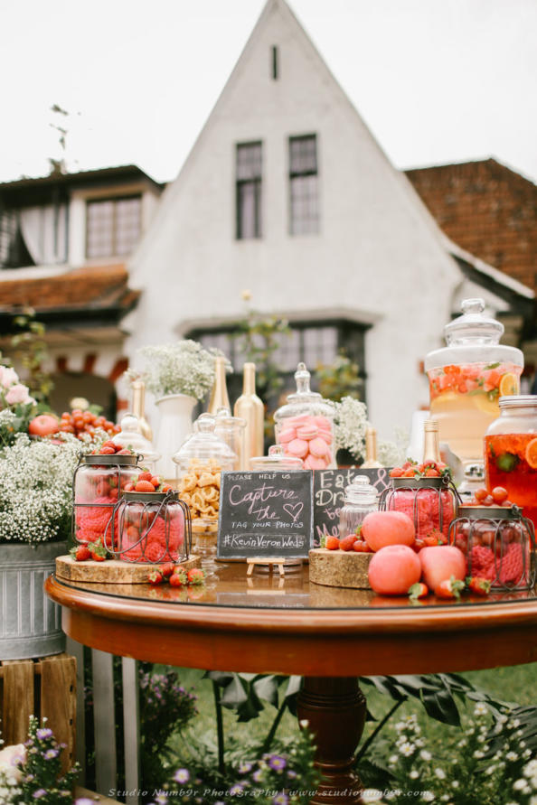 ideas, wedding, malaysia, featured, destination-weddings - Kevin and Veronica's rustic garden wedding at Jim Thompson Cottage