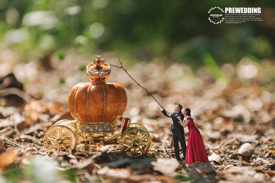 wedding-photography, thailand, global-wedding, featured, be-inspired - Thailand wedding photographer captures couple in microscopic size