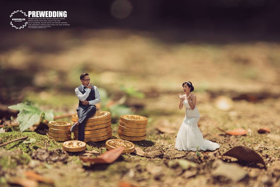 wedding-photography, thailand, global-wedding, featured, be-inspired - Thailand wedding photographer captures couple in microscopic size