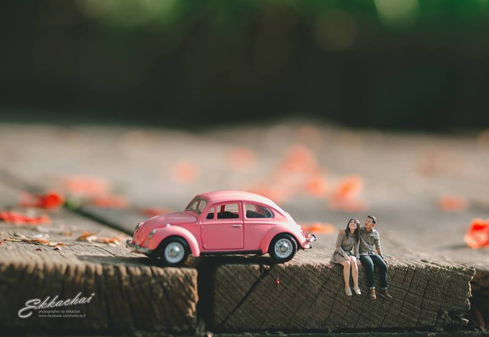 wedding-photography, thailand, global-wedding, featured, be-inspired - Thailand wedding photographer captures couple in microscopic size