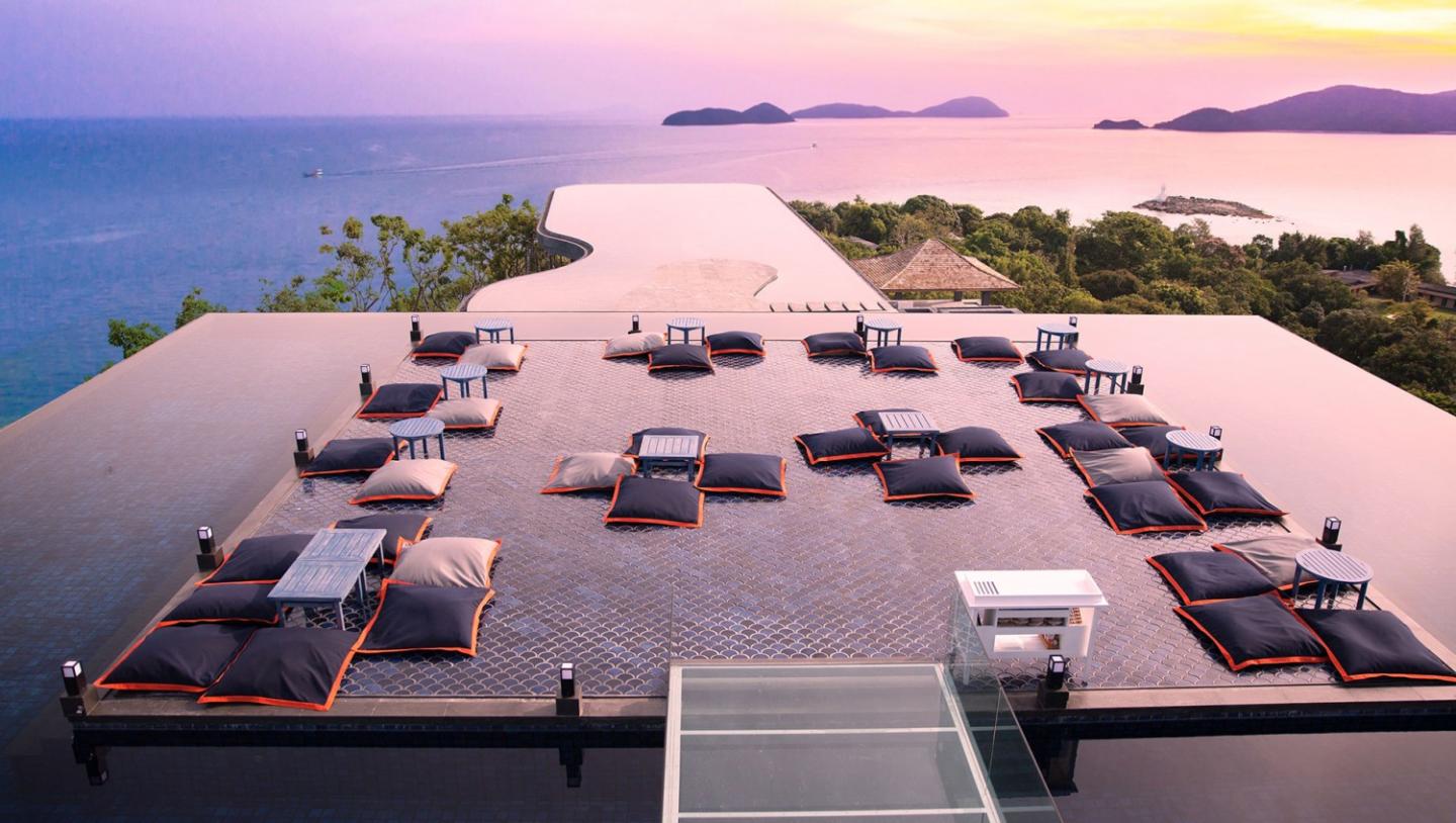 travel, lifestyle - 10 Best Rooftop Bars In The World