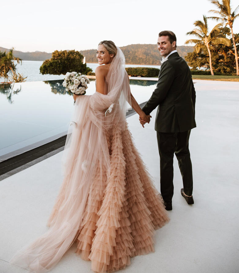 wedding, global-wedding, featured, destination-weddings - Deborah Symond Wedding at Qualia Resort is nothing short of perfection