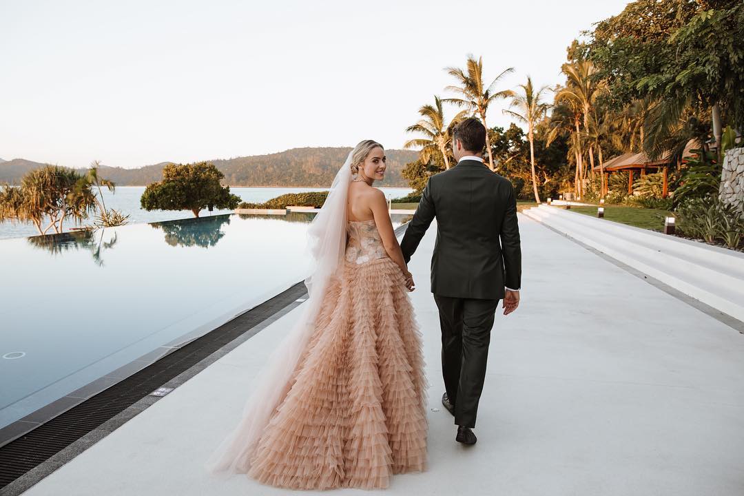 wedding, global-wedding, featured, destination-weddings - Deborah Symond Wedding at Qualia Resort is nothing short of perfection