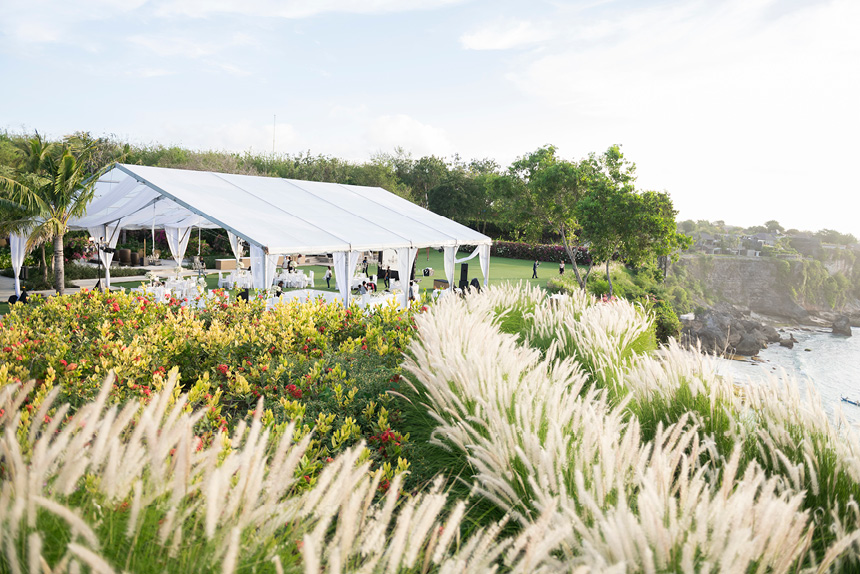 indonesia, featured, destination-weddings, bali-wedding - This wedding at Ayana Resort Bali is my dream wedding inspiration