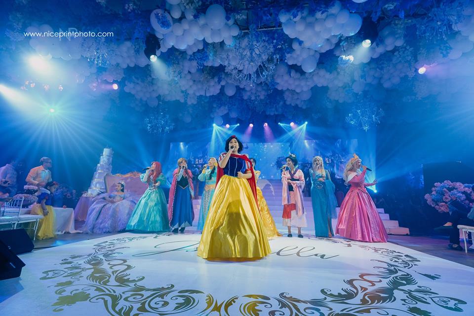 ideas, featured, etc, be-inspired - 7-Year-Old's Disney Princess-Themed Birthday Party Probably Outdo Most Weddings