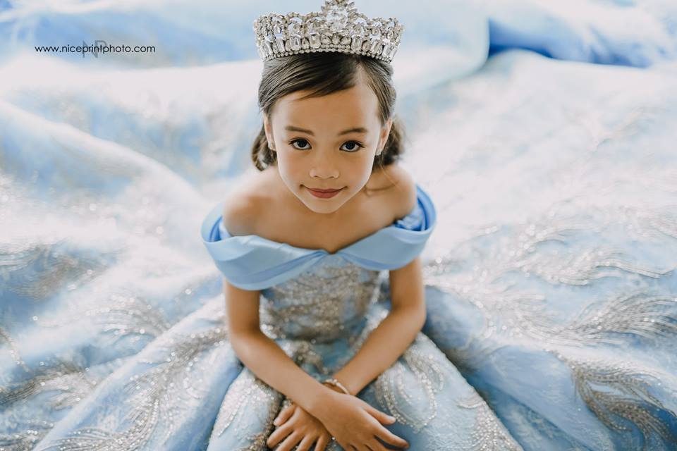 ideas, featured, etc, be-inspired - 7-Year-Old's Disney Princess-Themed Birthday Party Probably Outdo Most Weddings