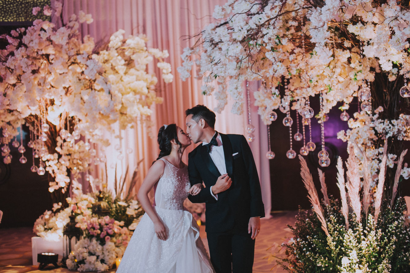 wedding, malaysia - Even distance couldn't keep them apart: Alex and Rachel