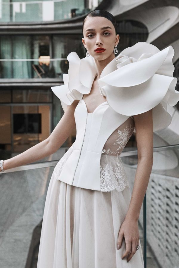 wedding-dresses, wedding, be-inspired - We Are Totally Mesmerized With These Bridal Trends 2019/2020