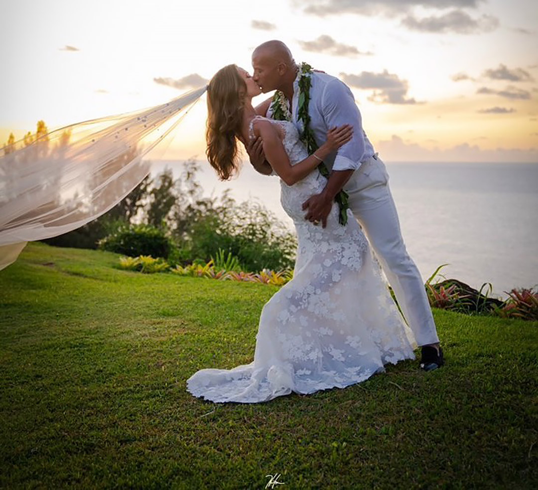 wedding, celebrity - Dwayne, 'The Rock', Johnson Married Lauren Hashian in a 'Phenomenal' Private Ceremony in Hawaii