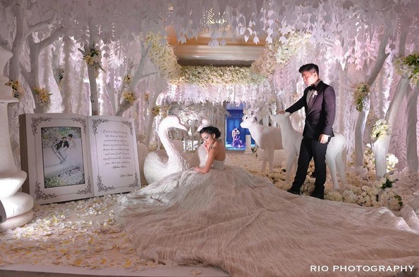Chelsea Olivia Wijaya and Glenn Alinskie's Luxurious Fairy-Tale Wedding ideas, wedding, celebrity - Chelsea Olivia Wijaya and Glenn Alinskie's Luxurious Fairy-Tale Wedding