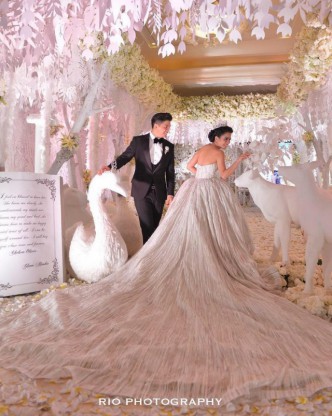 Chelsea Olivia Wijaya and Glenn Alinskie's Luxurious Fairy-Tale Wedding ideas, wedding, celebrity - Chelsea Olivia Wijaya and Glenn Alinskie's Luxurious Fairy-Tale Wedding