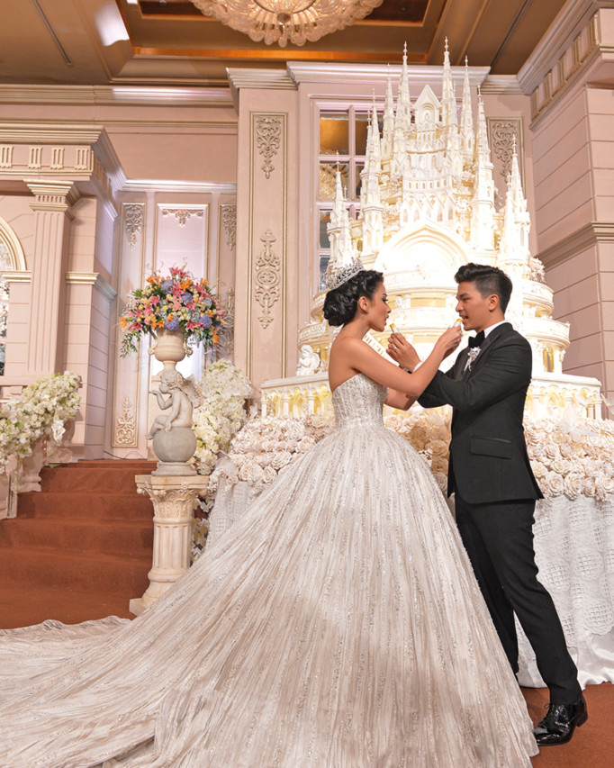 Chelsea Olivia Wijaya and Glenn Alinskie's Luxurious Fairy-Tale Wedding ideas, wedding, celebrity - Chelsea Olivia Wijaya and Glenn Alinskie's Luxurious Fairy-Tale Wedding