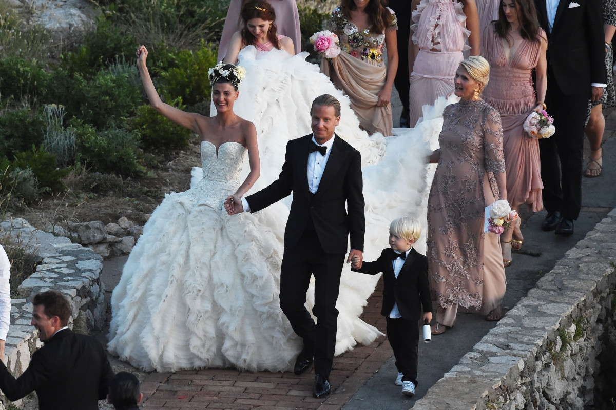 Giovanna Battaglia and Oscar Englebert's Lavish Wedding in Capri ideas, wedding, celebrity - Giovanna Battaglia and Oscar Englebert's Lavish Wedding in Capri