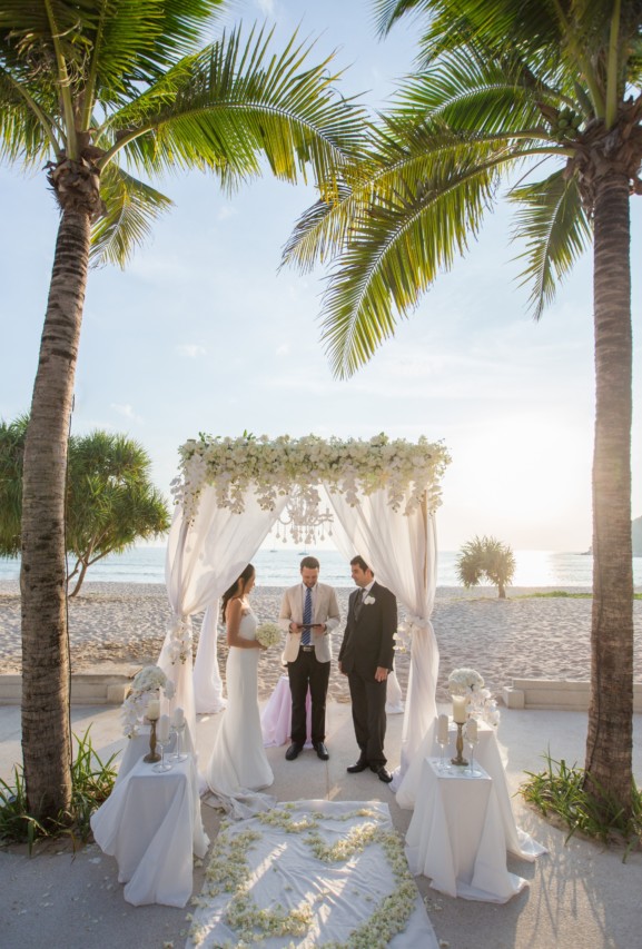 Yinan & Jose All-White Beachfront Wedding ideas, wedding, thailand, phuket - Yinan & Jose All-White Beachfront Wedding
