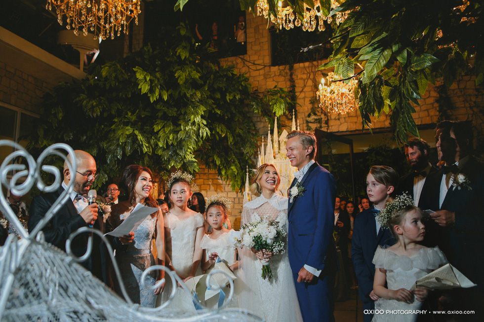 ideas, wedding - Tommi and Audrey's Delightfully Charming Wedding
