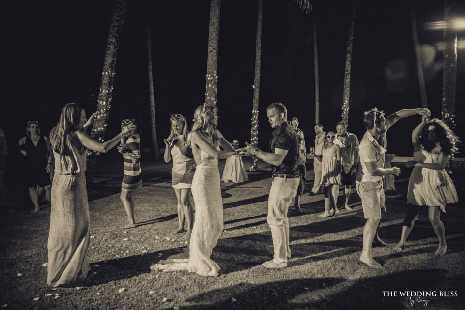 Lucinda & Jethro's Casual Chic Beach Vibe Wedding ideas, wedding, thailand, phuket, hong-kong - Lucinda & Jethro's Casual Chic Beach Vibe Wedding