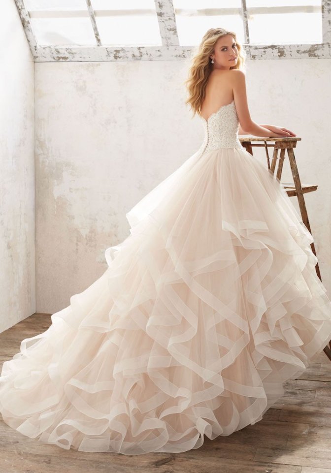 27 Spectacular, Jaw-Dropping Wedding Dress You'll Love wedding-dresses, style-fashion - 27 Spectacular, Jaw-Dropping Wedding Dress You'll Love