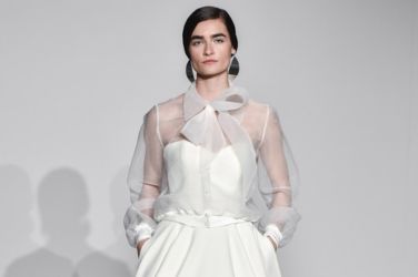 Justin Alexander Fall 2018 Bridal Collection New York Fashion Week 05 JUSTIN ALEXANDER Fall 2018 Bridal Collection—New York Fashion Week