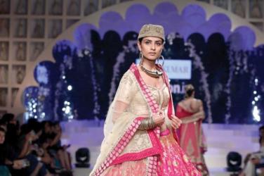 Ritu Kumar 4 Indian Bridal Couture Fashion Trends that are Simply Amazing