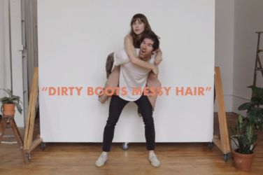 2 minute how to pose for wedding photos video wedding-photography, tips, global-wedding, featured, engagement, be-inspired - 2 minute how to pose for wedding photos video