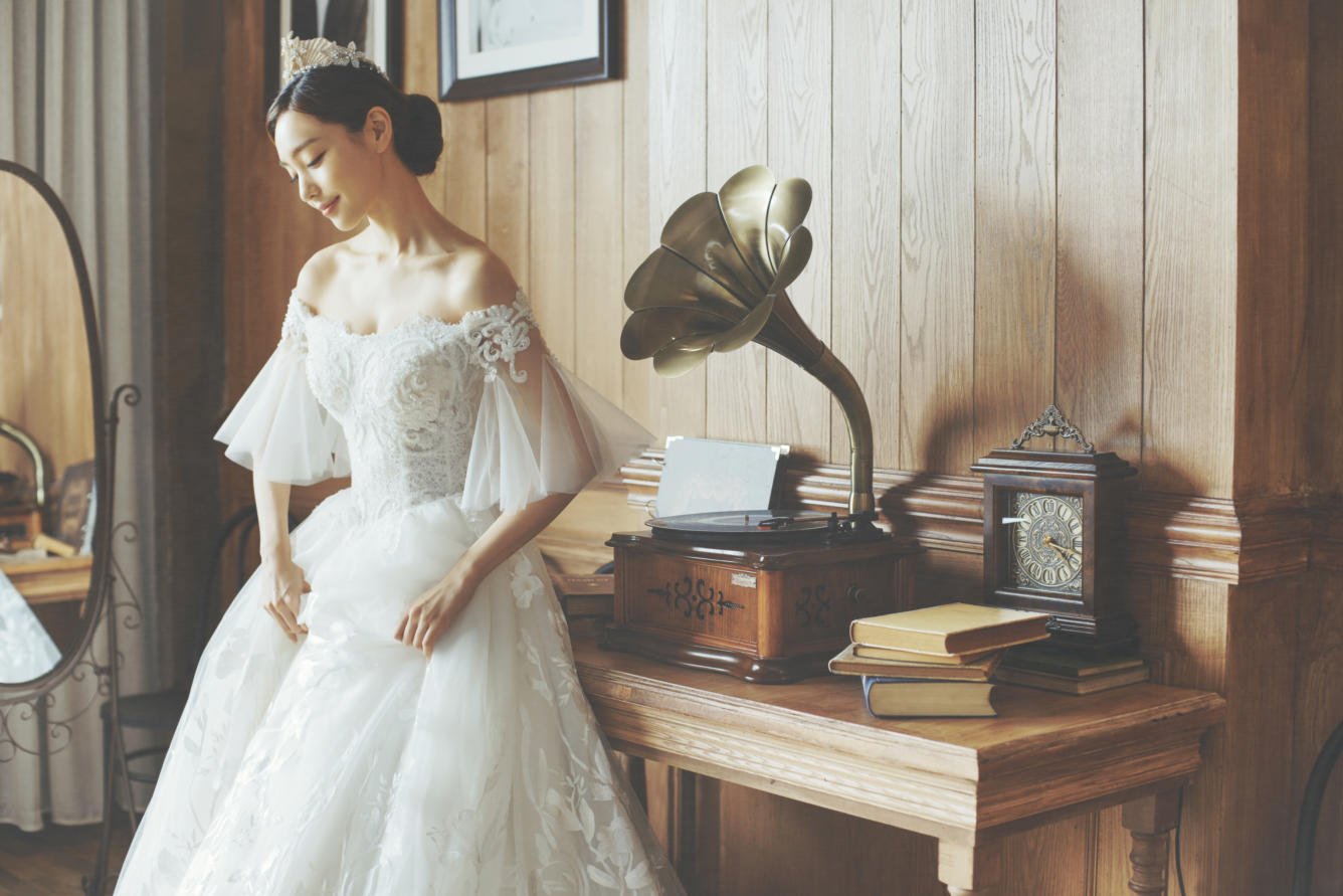 SW Select: 6 Best Bridal Boutiques in Malaysia (and with good reasons) wedding-photography, malaysia, featured, engagement - SW Select: 6 Best Bridal Boutiques in Malaysia (and with good reasons)